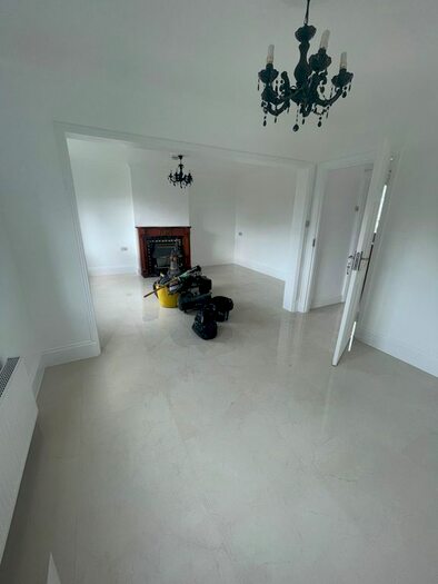 3 Bedroom Semi-Detached House To Rent In Clayton Crescent, Brentford, TW8