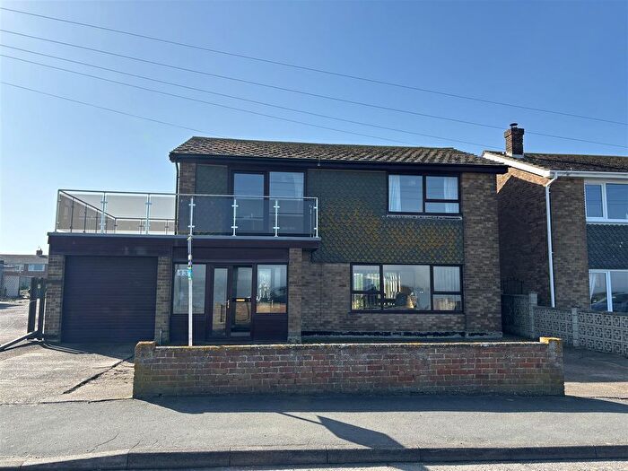 4 Bedroom Detached House For Sale In The Leas, Minster On Sea, Sheerness, ME12