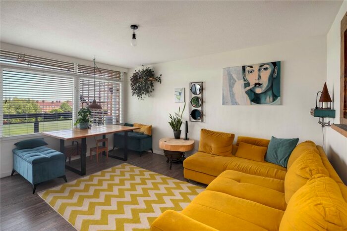 1 Bedroom Flat To Rent In Landmark Heights, Daubeney Road, London, E5