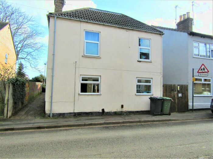 1 Bedroom Ground Flat To Rent In Palmerston Road, Woodston, Peterborough, PE2