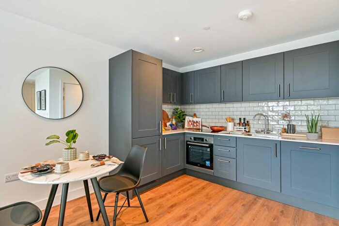 1 Bedroom Flat To Rent In Lofting House, Maidenhead, SL6