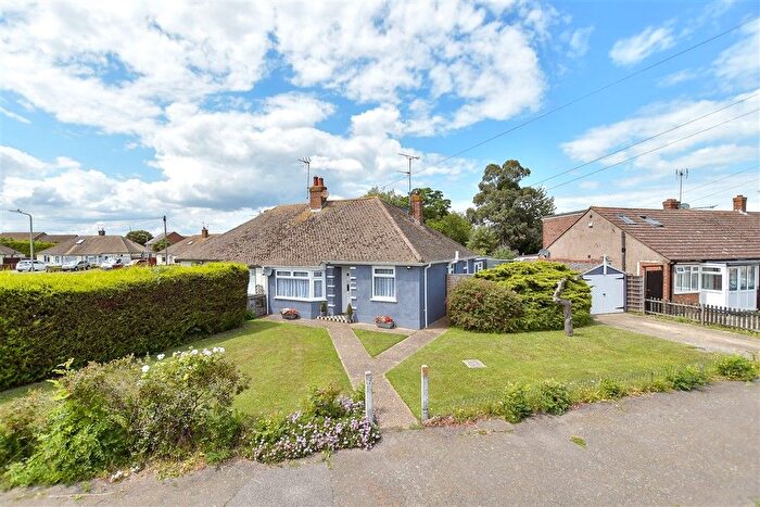3 Bedroom Semi Detached Bungalow For Sale In Poplar Drive, Herne Bay, Kent, CT6
