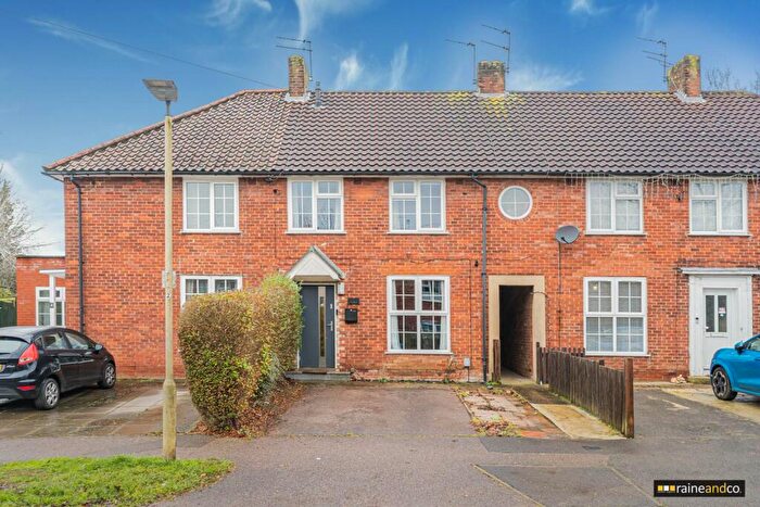 3 Bedroom Terraced House For Sale In Furzefield Road, Welwyn Garden City, AL7