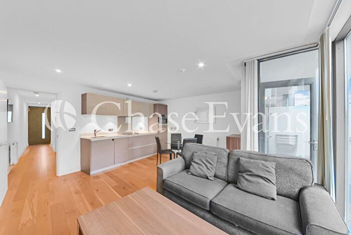 1 Bedroom Flat For Sale In The Arc, Prebend Street, Islington, London, N1