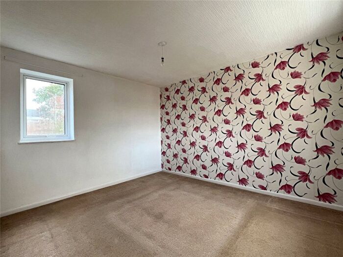 3 Bedroom Terraced House For Sale In Warrensway, Woodside, Telford, Shropshire, TF7