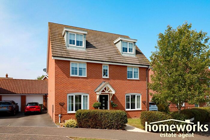 5 Bedroom Detached House For Sale In Oak Road, Dereham, NR20