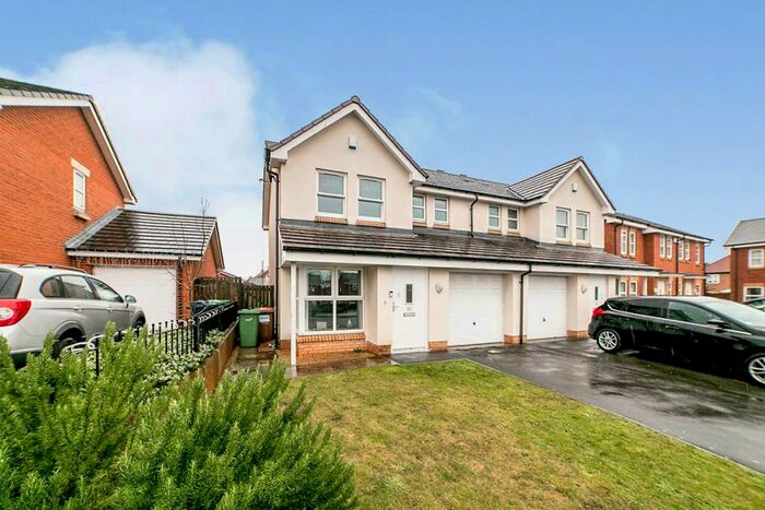 3 Bedroom Semi-Detached House To Rent In Waterford Green, Sunderland, Sunderland, SR4