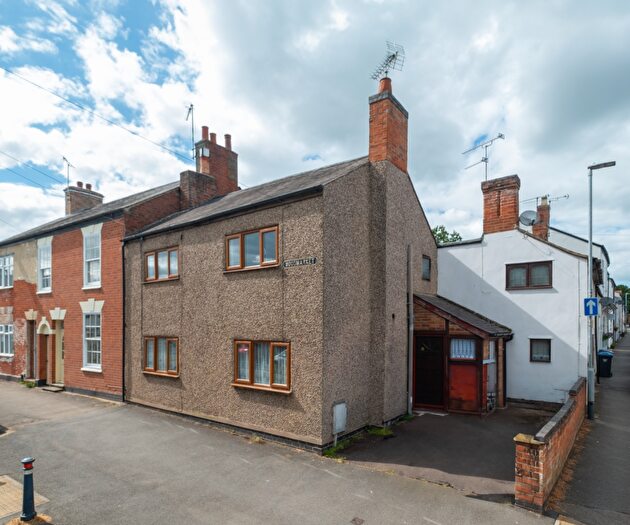 2 Bedroom End Of Terrace House For Sale In Woodmarket, Lutterworth, LE17