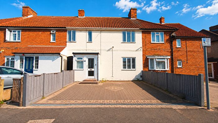 3 Bedroom Terraced House For Sale In Mayfield Road, Dagenham, RM8