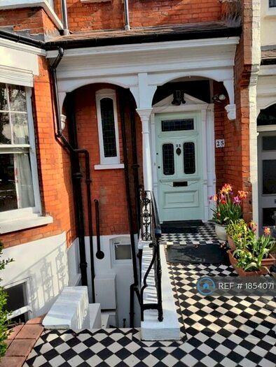 1 Bedroom Flat To Rent In Woodland Rise, London, N10