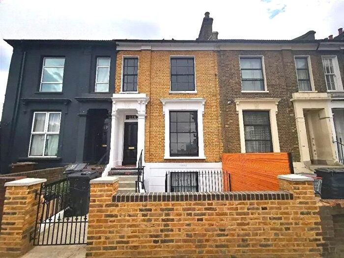 6 Bedroom Terraced House To Rent In Dalston Lane, Hackney, E8