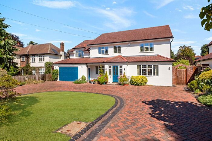 6 Bedroom Detached House For Sale In Cheam, Sutton, SM2