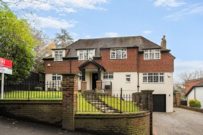 5 Bedroom Detached House For Sale In Fox Lane, Keston, Kent, BR2
