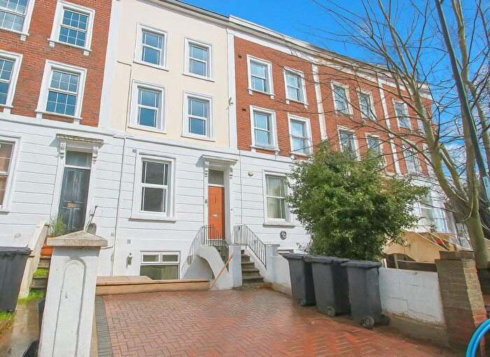 3 Bedroom Maisonette To Rent In Albert Park, Bristol, BS6