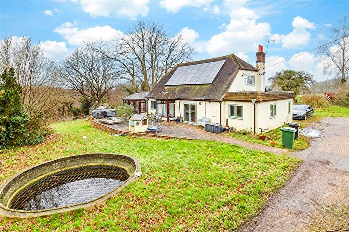 3 Bedroom Detached Bungalow For Sale In Fairbourne Lane, Harrietsham, Maidstone, Kent, ME17