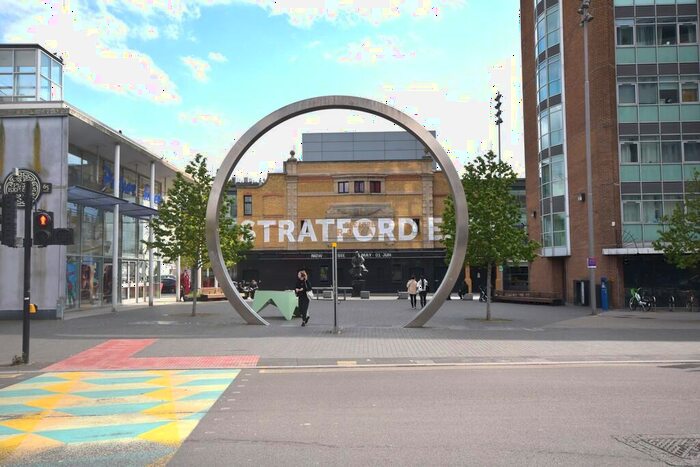 3 Bedroom Apartment To Rent In Oxford Road, London, E15