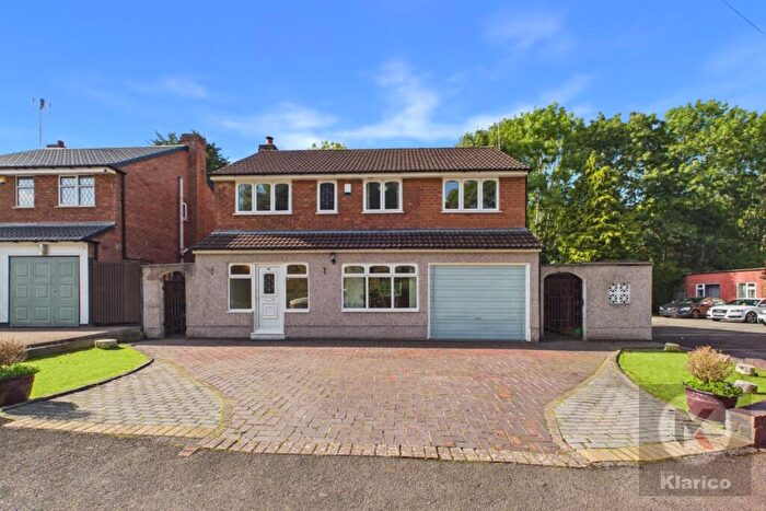 4 Bedroom Detached House To Rent In Rowney Croft, Birmingham, B28