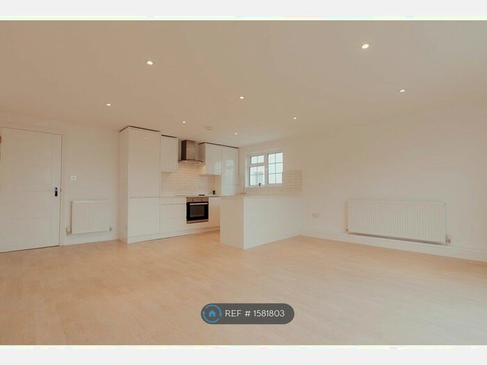 2 Bedroom Flat To Rent In Albion Villas, Folkestone, CT20