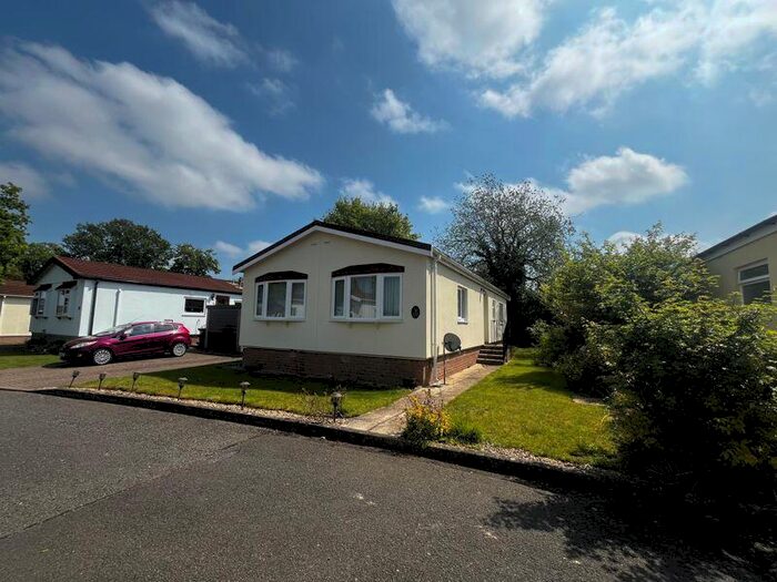 2 Bedroom Park Home For Sale In Shepherds Grove Park, Stanton, IP31