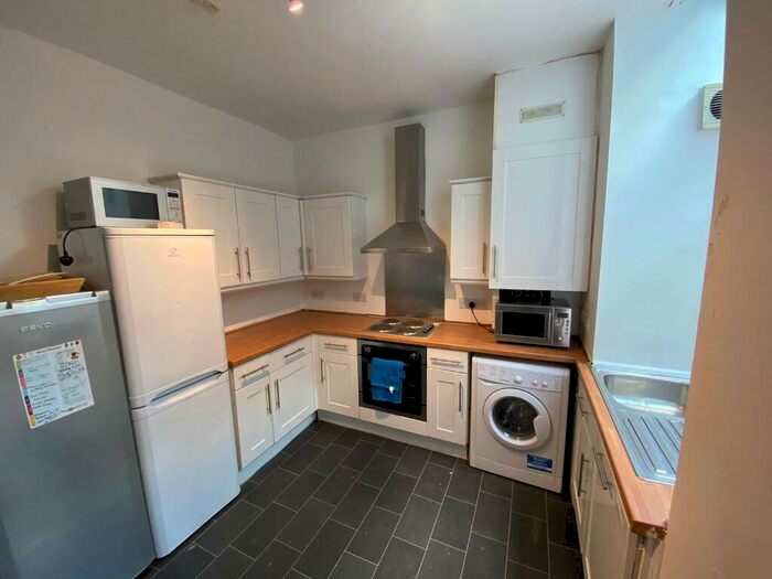 3 Bedroom Terraced House To Rent In London, SE13