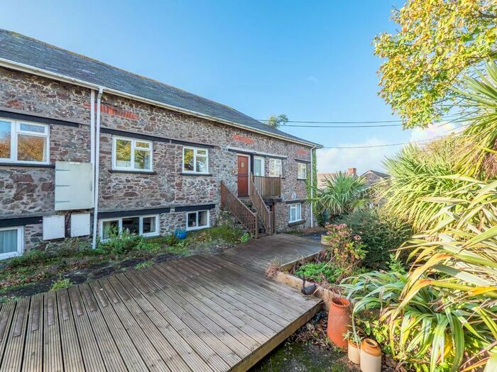 2 Bedroom Apartment To Rent In Welcombe, Bideford, EX39