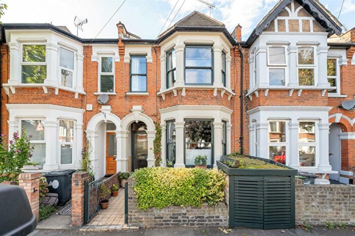 3 Bedroom Terraced House For Sale In Richmond Road, Leytonstone, E11