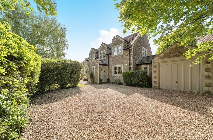 3 Bedroom Detached House For Sale In Monkton Farleigh, Bradford-On-Avon, BA15