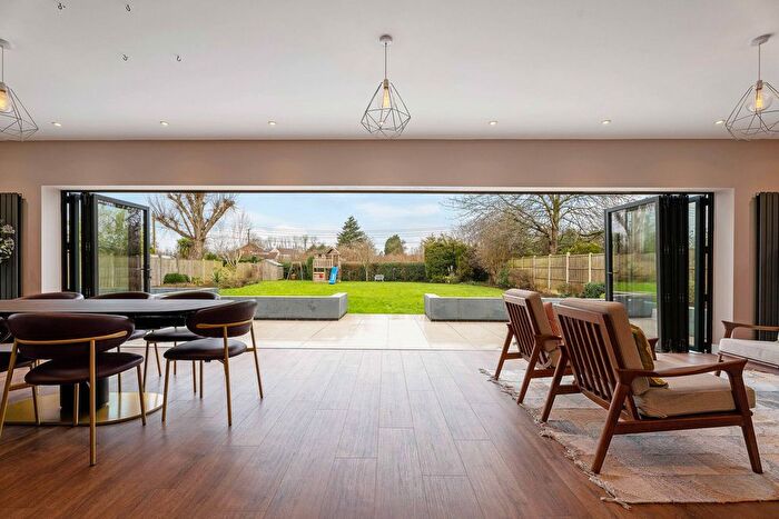 4 Bedroom Detached House For Sale In Church Lane Whittington, Worcestershire, WR5