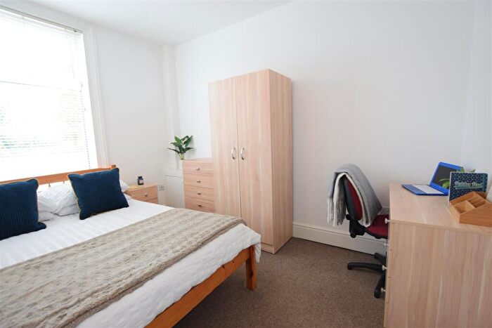 5 Bedroom Terraced House To Rent In Cross Street - Student House - /, LN5