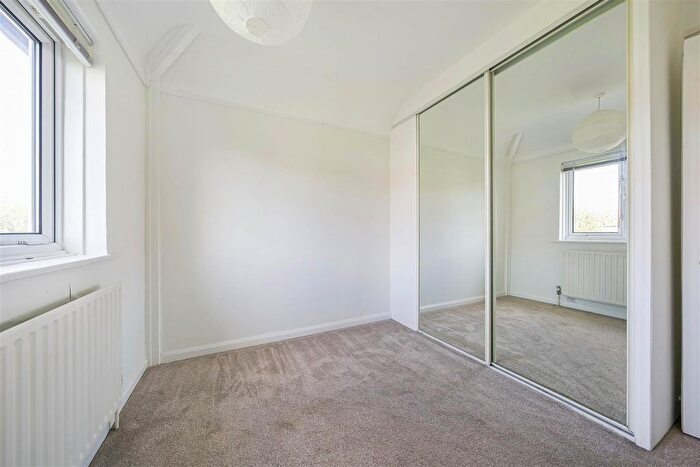 2 Bedroom End Of Terrace House For Sale In Gostling Road, Twickenham, TW2