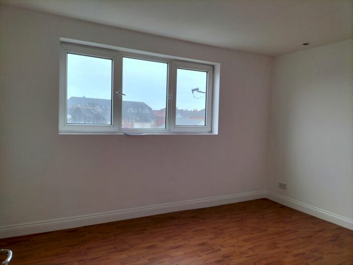 2 Bedroom Flat To Rent In London Road, Portsmouth, PO2