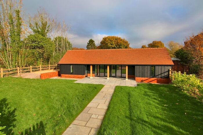 2 Bedroom Detached Bungalow For Sale In Beeches Farm Road, Isfield, East Sussex, TN22