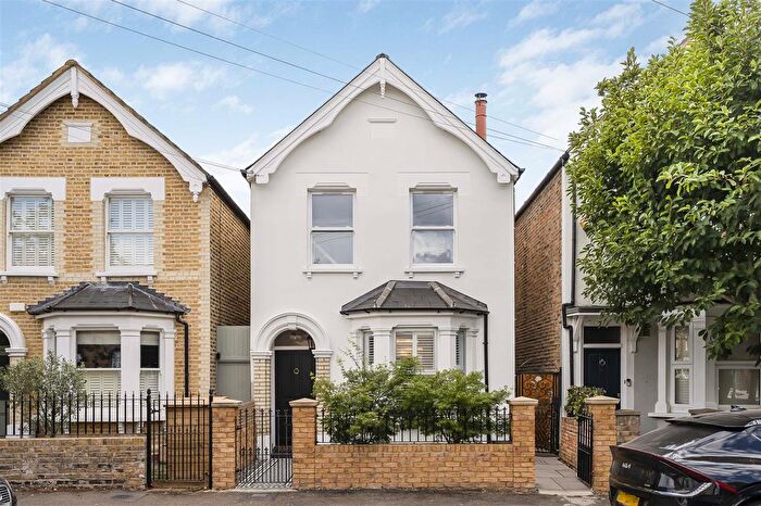4 Bedroom Detached House For Sale In Shortlands Road, Kingston Upon Thames, KT2
