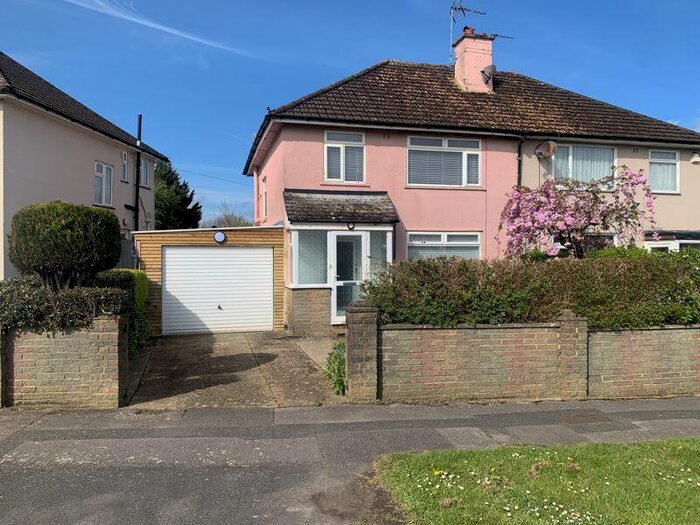 3 Bedroom Semi-Detached House To Rent In Devon Road, Maidstone, ME15