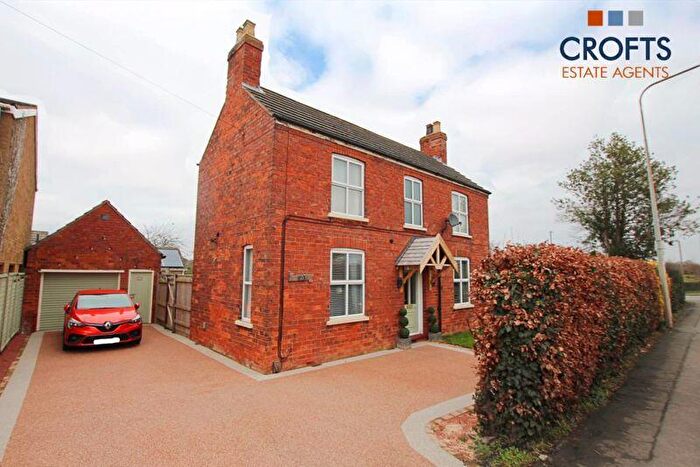 3 Bedroom Detached House For Sale In Station Road, Habrough, DN40