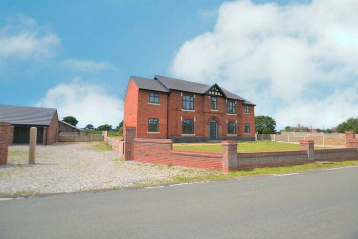 4 Bedroom Detached House For Sale In Day Green, Hassall, Sandbach, CW11