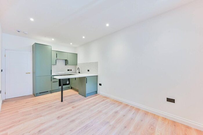 1 Bedroom Flat For Sale In Earls Court Road, Earls Court, London, SW5