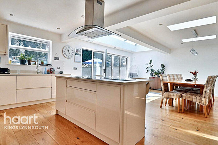 4 Bedroom Detached Bungalow For Sale In School Road, Tilney High End, PE34