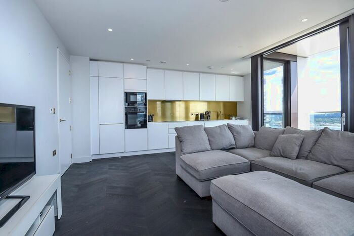 2 Bedroom Flat To Rent In The Waterman, Tidemill Square, Greenwich Peninsula, SE10