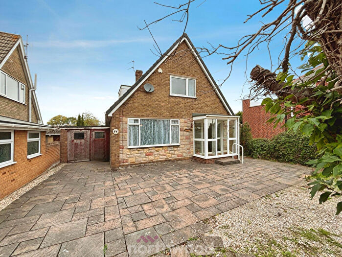 3 Bedroom Detached House For Sale In Doncaster Road, Stainforth, Doncaster, DN7