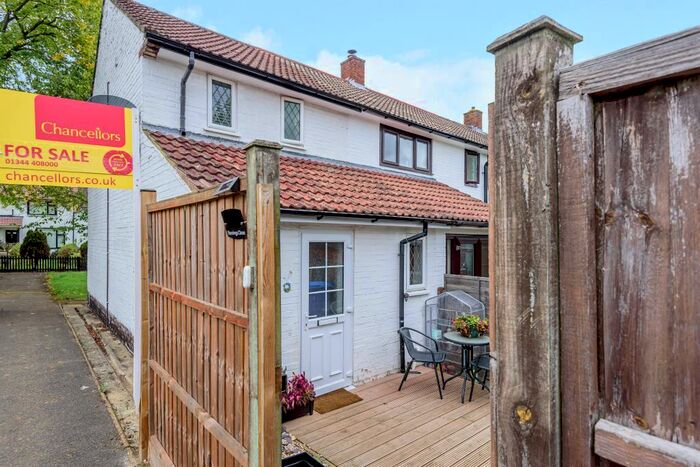 1 Bedroom End Of Terrace House To Rent In Bennings Close, Bracknell, RG42