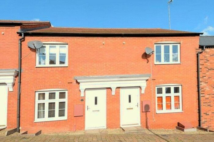 2 Bedroom Terraced House To Rent In Lord Fielding Close, Banbury, OX16