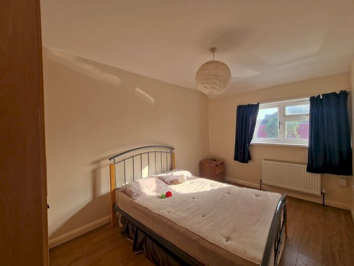 2 Bedroom Flat To Rent In Hillfield Avenue, Wembley, HA0