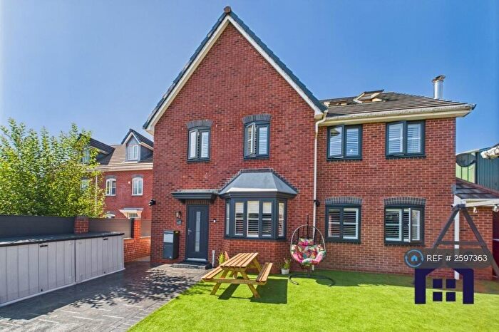 4 Bedroom Detached House To Rent In Nightingale Way, Chorley, PR7