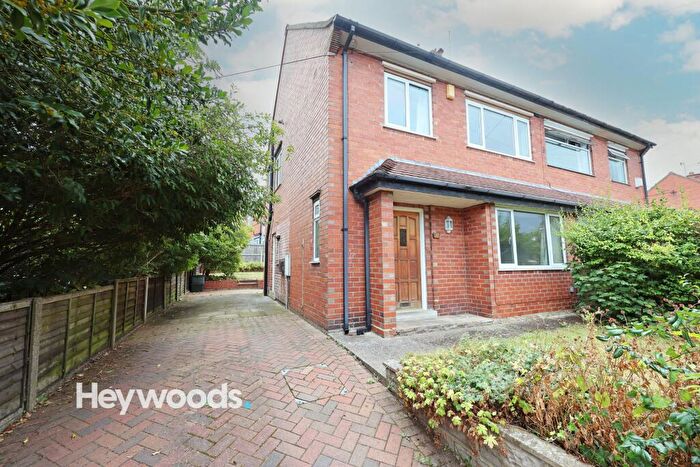 3 Bedroom Semi-Detached House For Sale In Riverside Road, Trent Vale, Stoke-on-Trent, ST4