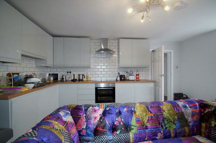 8 Bedroom Terraced House To Rent In Church Street Head, DH1