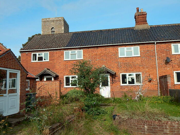 3 Bedroom Cottage For Sale In Church Lane, Marsham, Norwich, Norfolk, NR10