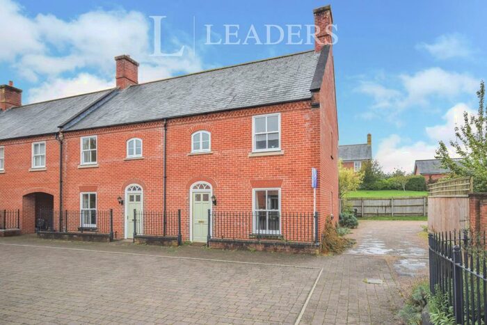 3 Bedroom End Of Terrace House To Rent In Hudson Avenue, Norwich, NR14