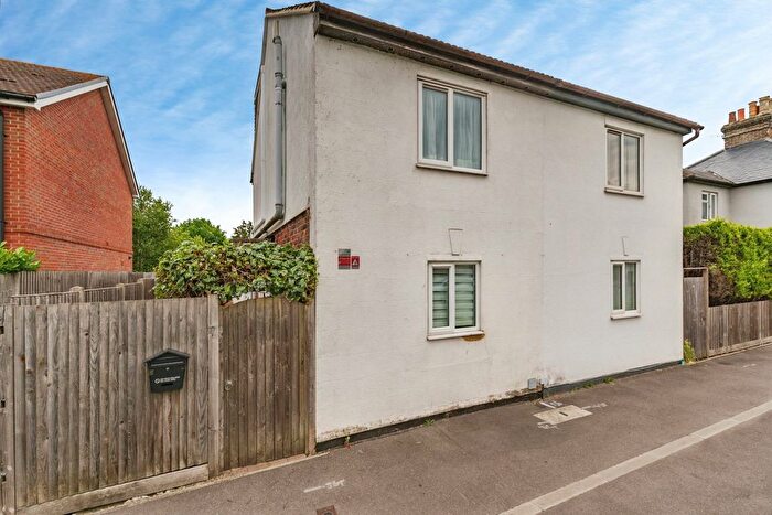 3 Bedroom Semi-Detached House For Sale In Horley Road, Redhill, Surrey, RH1