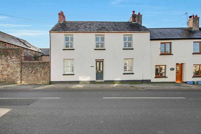 4 Bedroom Cottage For Sale In Bickington, Barnstaple, Devon, EX31
